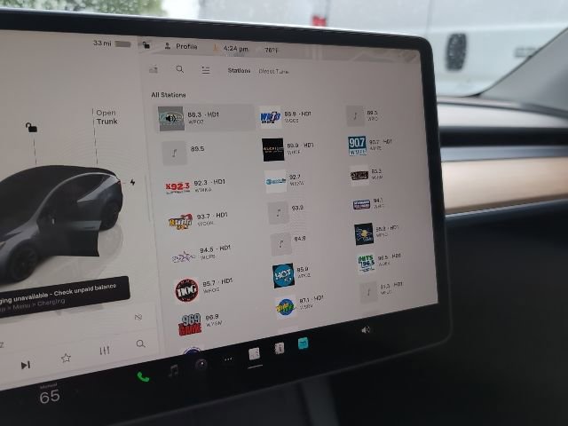Used 2023 Tesla Model Y Long Range image 14