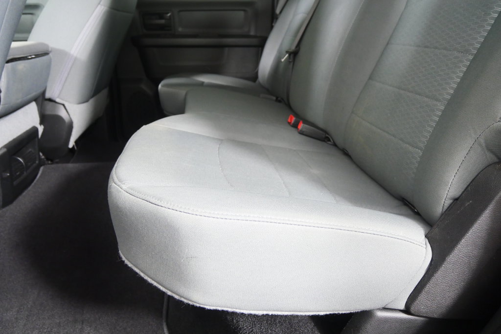 Used 2020 RAM 1500 Express RWD image 17