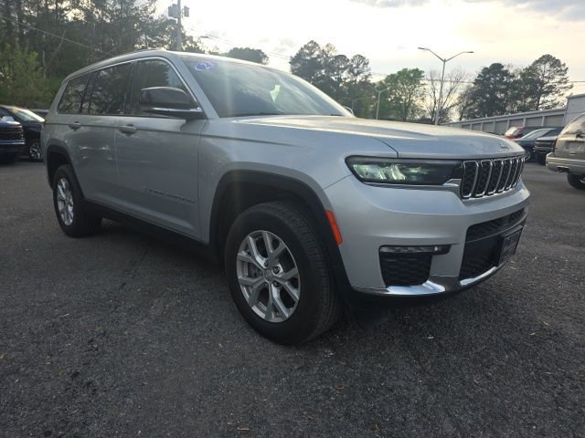 Used 2023 Jeep Grand Cherokee L Limited image 2