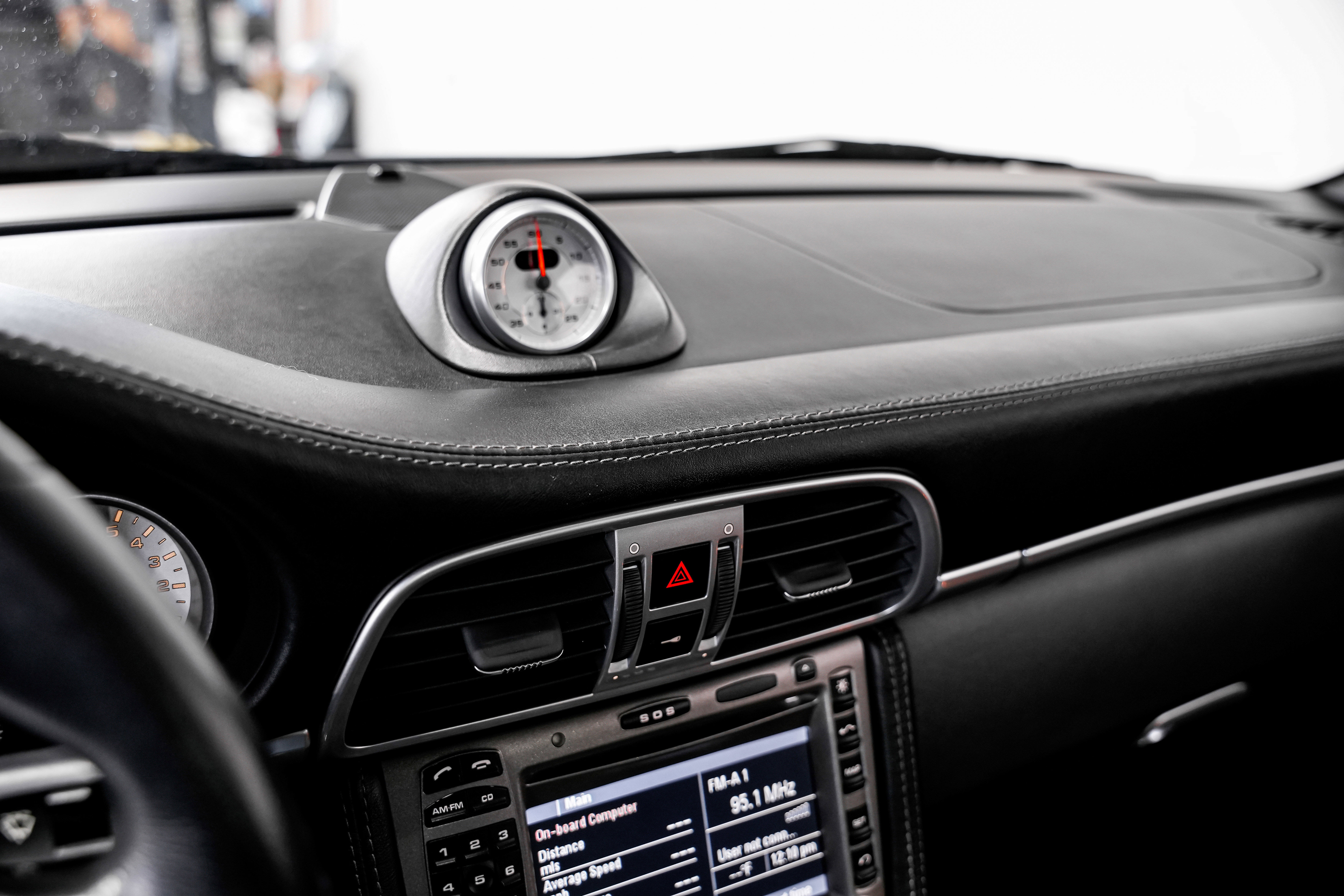 Used 2005 Porsche 911 Carrera S RWD image 13