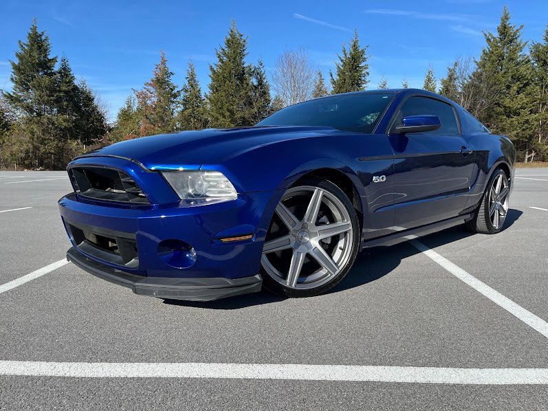Used 2013 Ford Mustang GT Premium w/ Comfort Pkg image 40