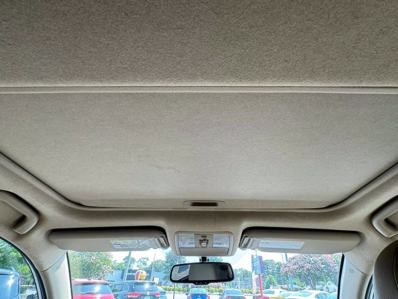 Used 2012 Toyota RAV4 Limited image 31