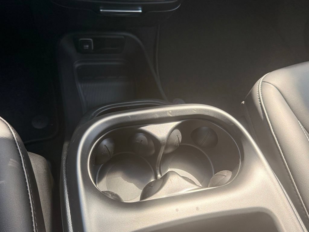 New 2026 Chrysler Pacifica Select FWD image 15
