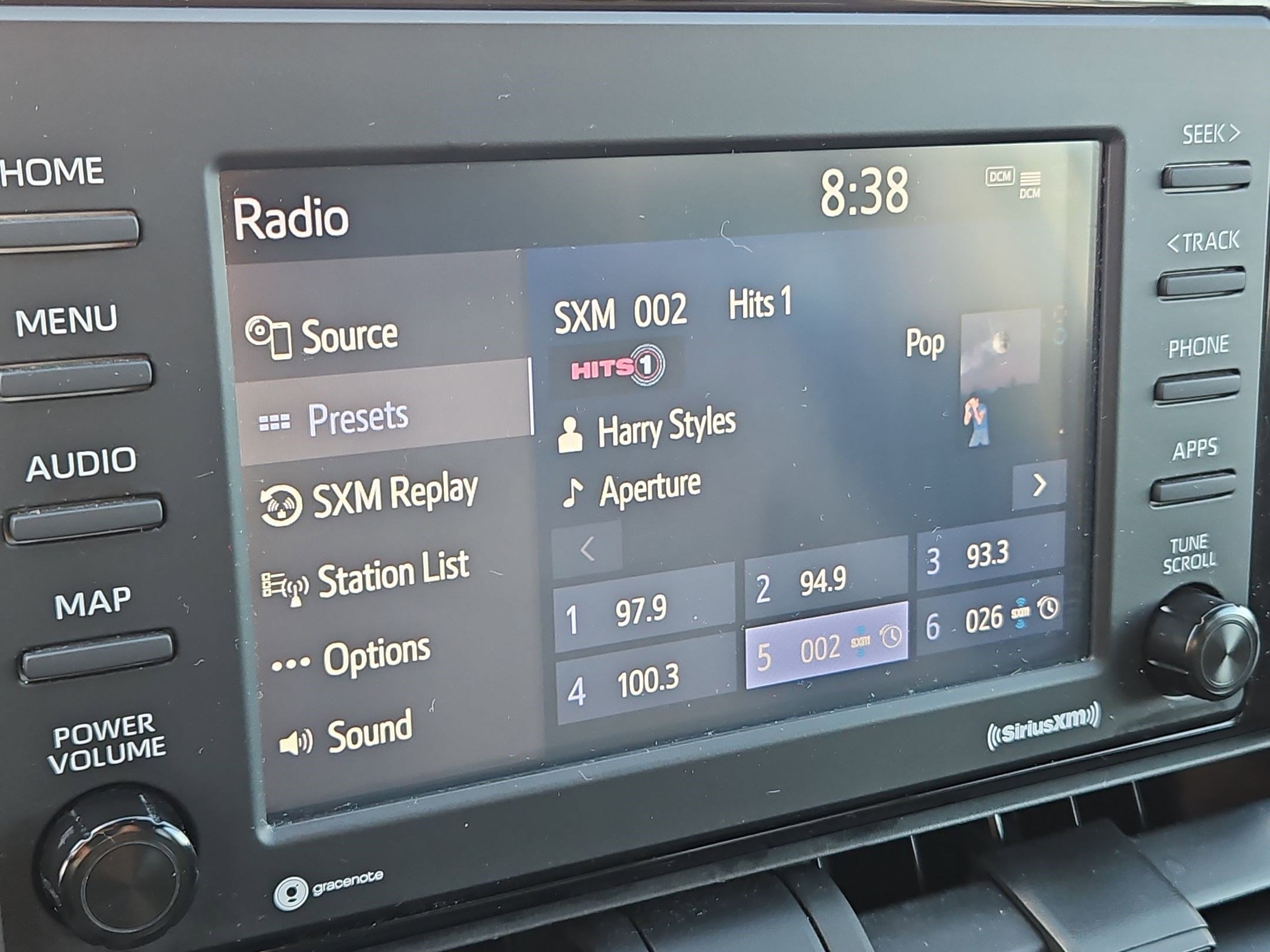 Used 2020 Toyota RAV4 XLE image 24