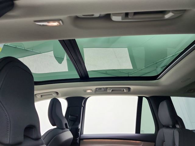 New 2026 Volvo XC90 B6 Plus w/ Protection Package image 22