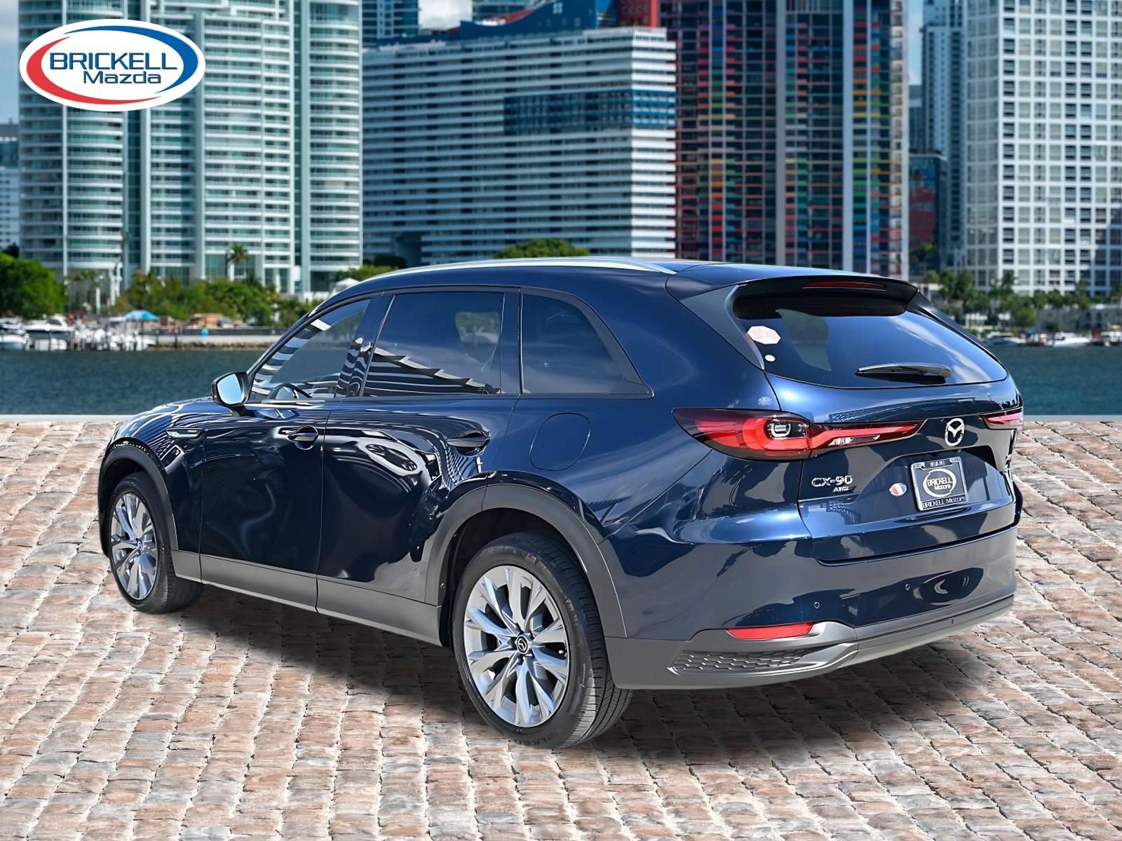 Used 2026 MAZDA CX-90 Plug-In Hybrid w/ Preferred AWD/4WD image 4