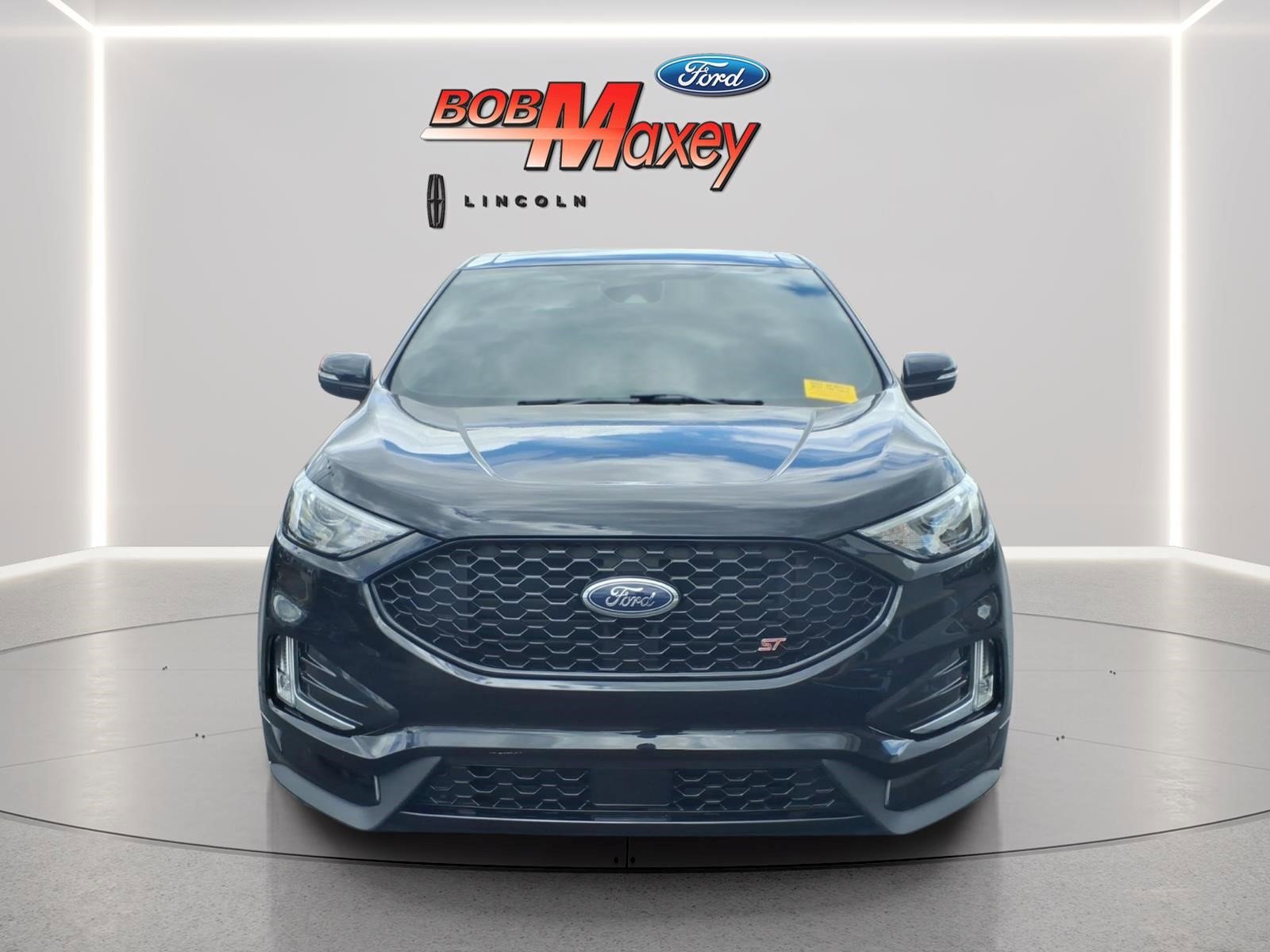Used 2023 Ford Edge ST AWD/4WD image 2
