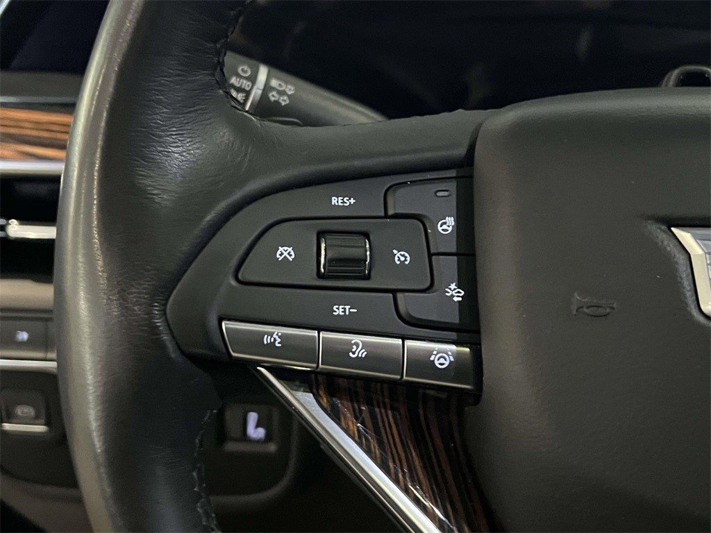 Certified 2024 Cadillac Escalade Premium Luxury image 17