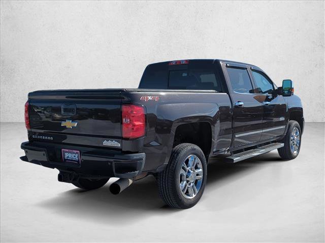 Used 2018 Chevrolet Silverado 2500 High Country w/ Duramax Plus Package image 3