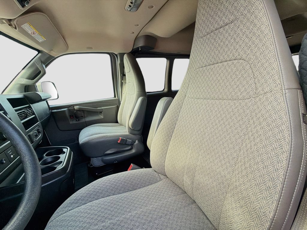 Used 2019 Chevrolet Express 3500 LT w/ LT Preferred Equipment Group RWD image 11
