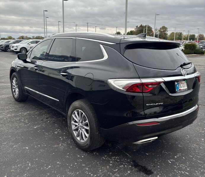 Used 2024 Buick Enclave Essence w/ LPO, Floor Liner Package FWD image 4