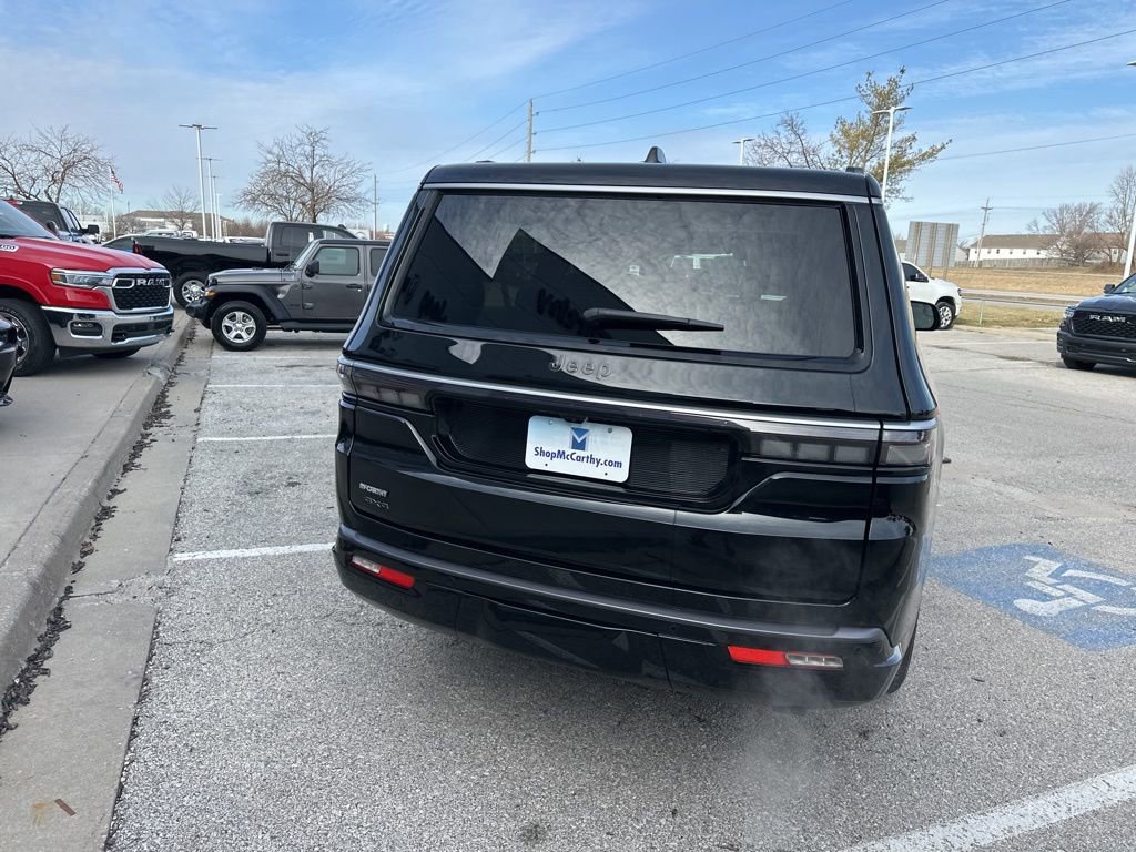 New 2026 Jeep Grand Wagoneer L 4WD w/ Premium Group I image 30