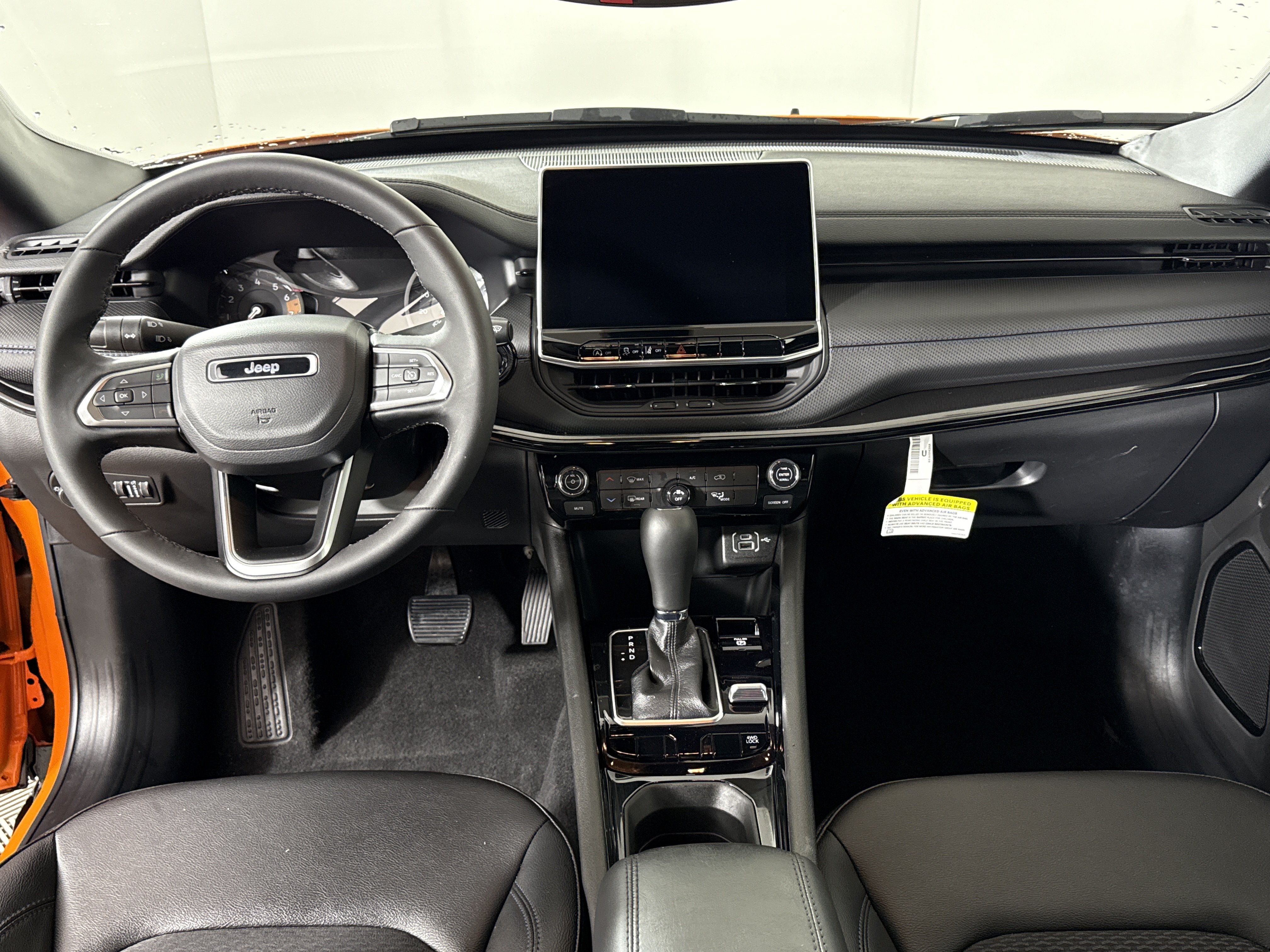 New 2026 Jeep Compass Latitude AWD/4WD image 15