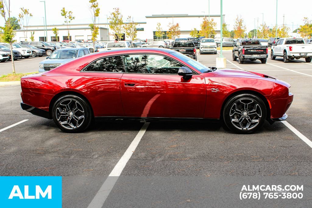 Used 2024 Dodge Charger R/T w/ Plus Group image 9