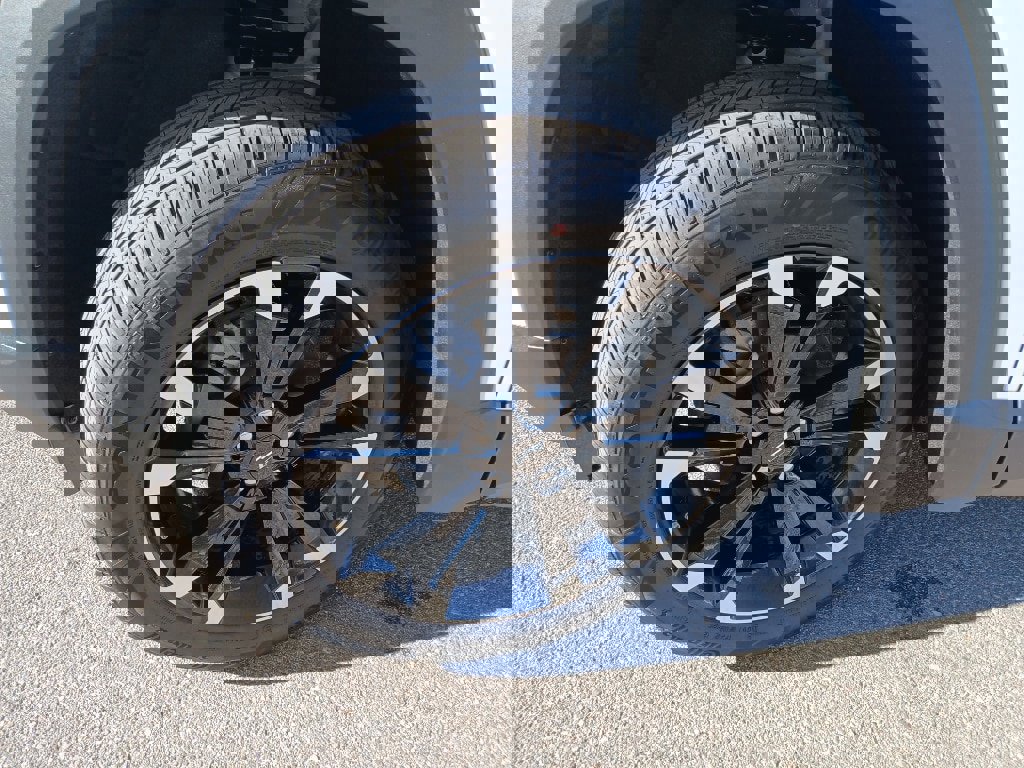 New 2026 Chevrolet Equinox RS w/ Convenience Package III image 9