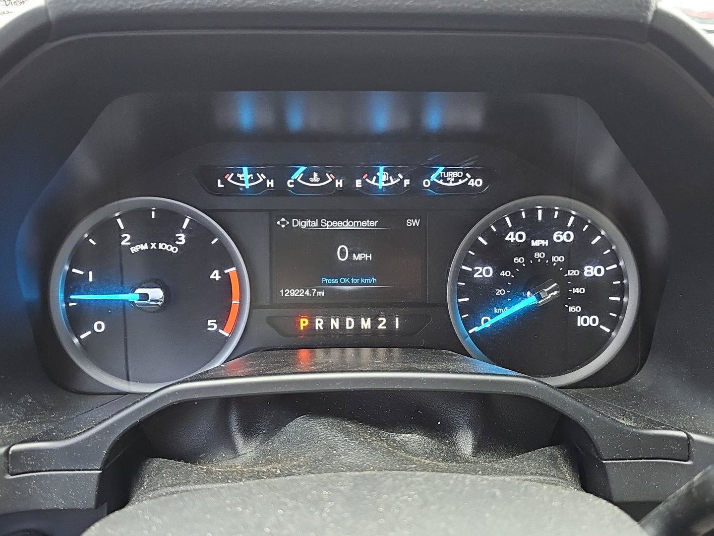 Used 2017 Ford F250 XLT w/ XLT Premium Package AWD/4WD image 11