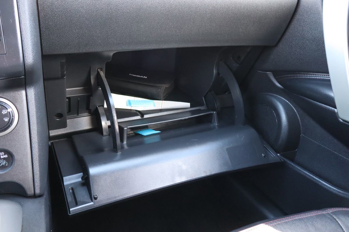Used 2013 Nissan Rogue SL image 38