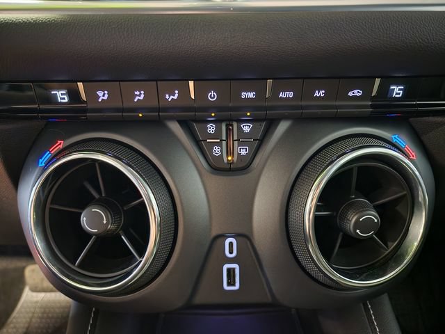 Certified 2023 Chevrolet Blazer LT w/ LPO, Floor Liner Package AWD/4WD image 25