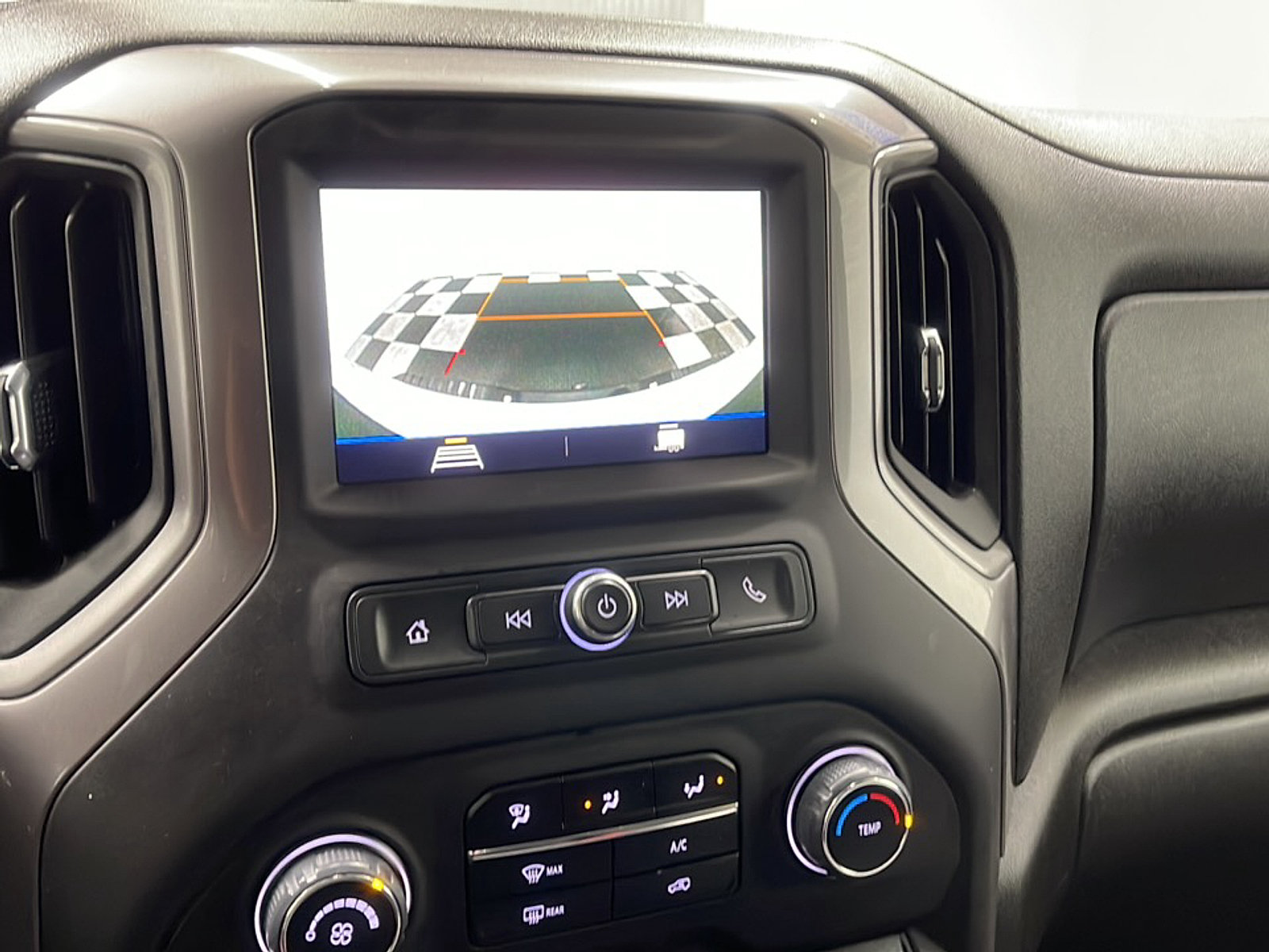 Used 2023 Chevrolet Silverado 2500 Custom w/ Custom Convenience Package AWD/4WD image 9