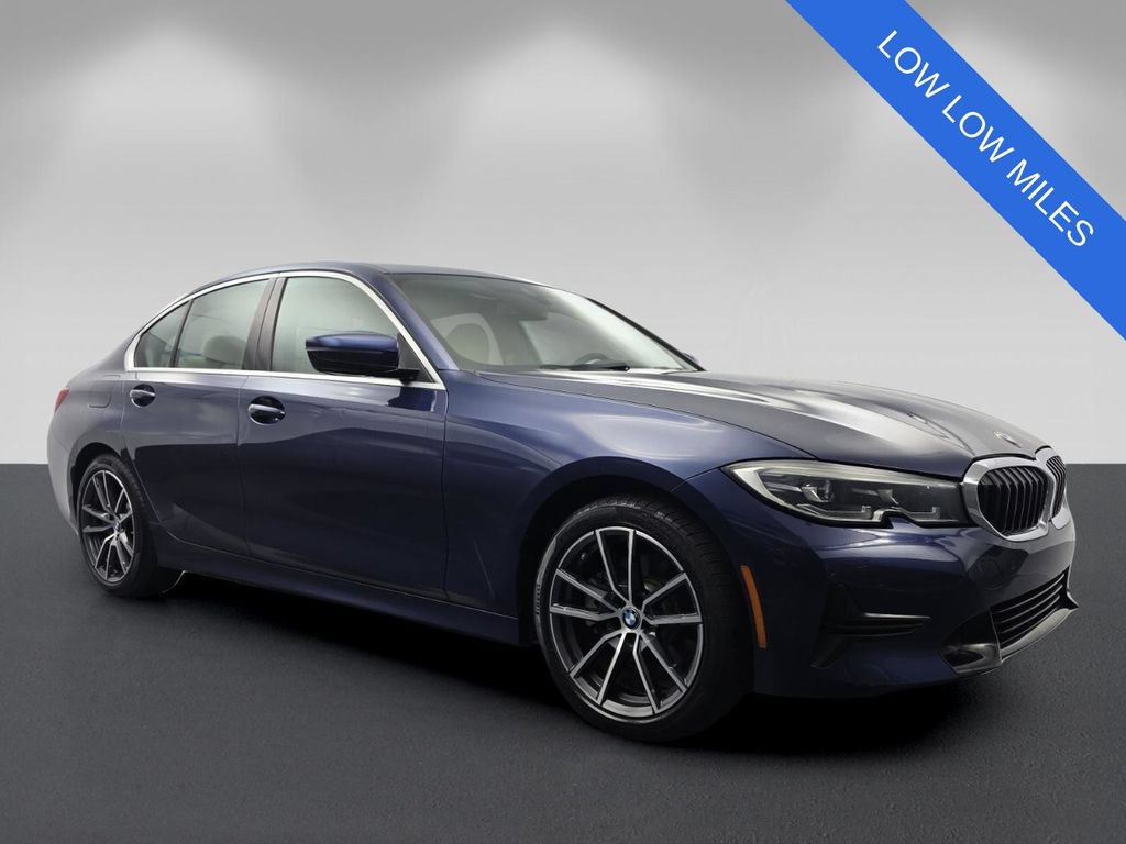 Used 2020 BMW 330i Sedan w/ Convenience Package RWD image 1