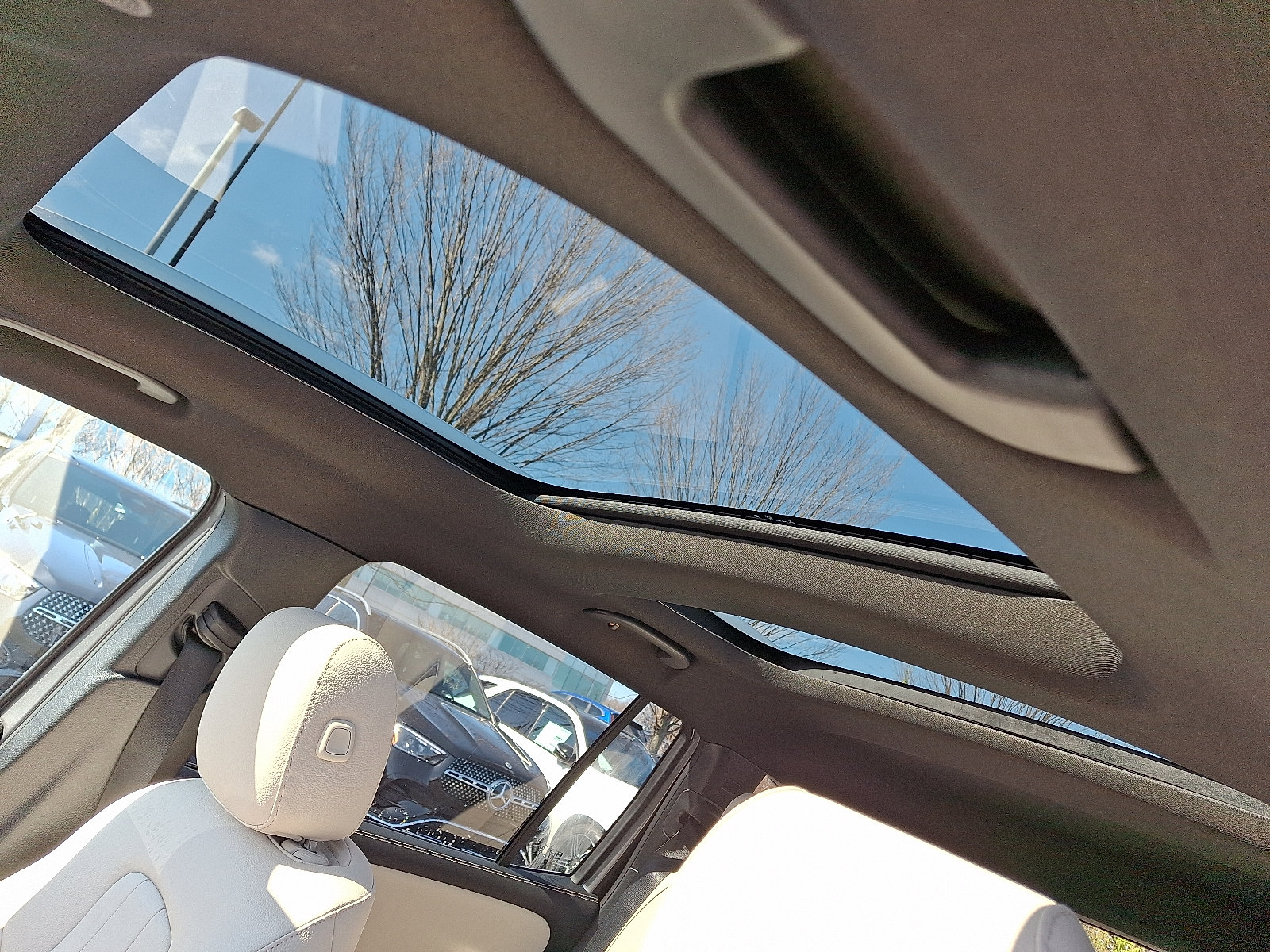 New 2026 Mercedes-Benz GLB 250 4MATIC image 12