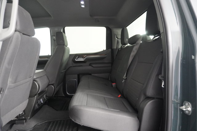 Used 2025 Chevrolet Silverado 1500 LT AWD/4WD image 32