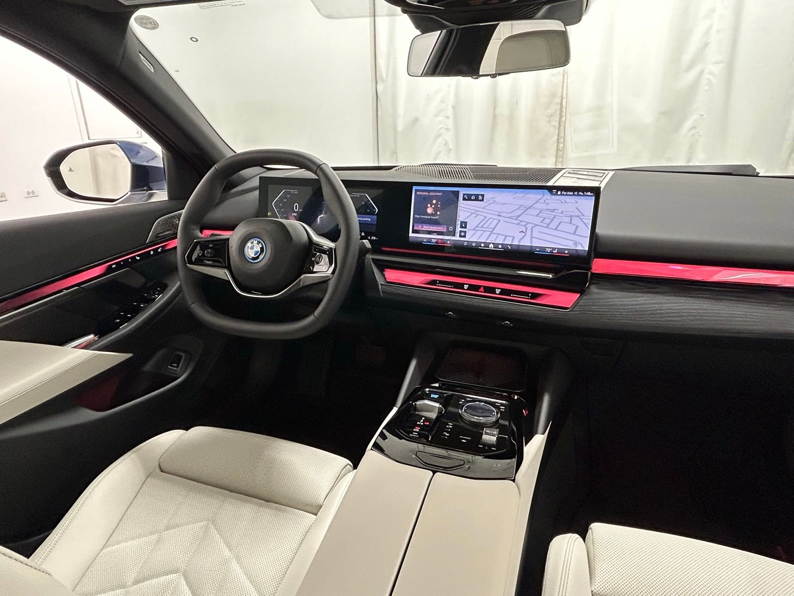 Used 2026 BMW i5 eDrive40 w/ Premium Package image 10