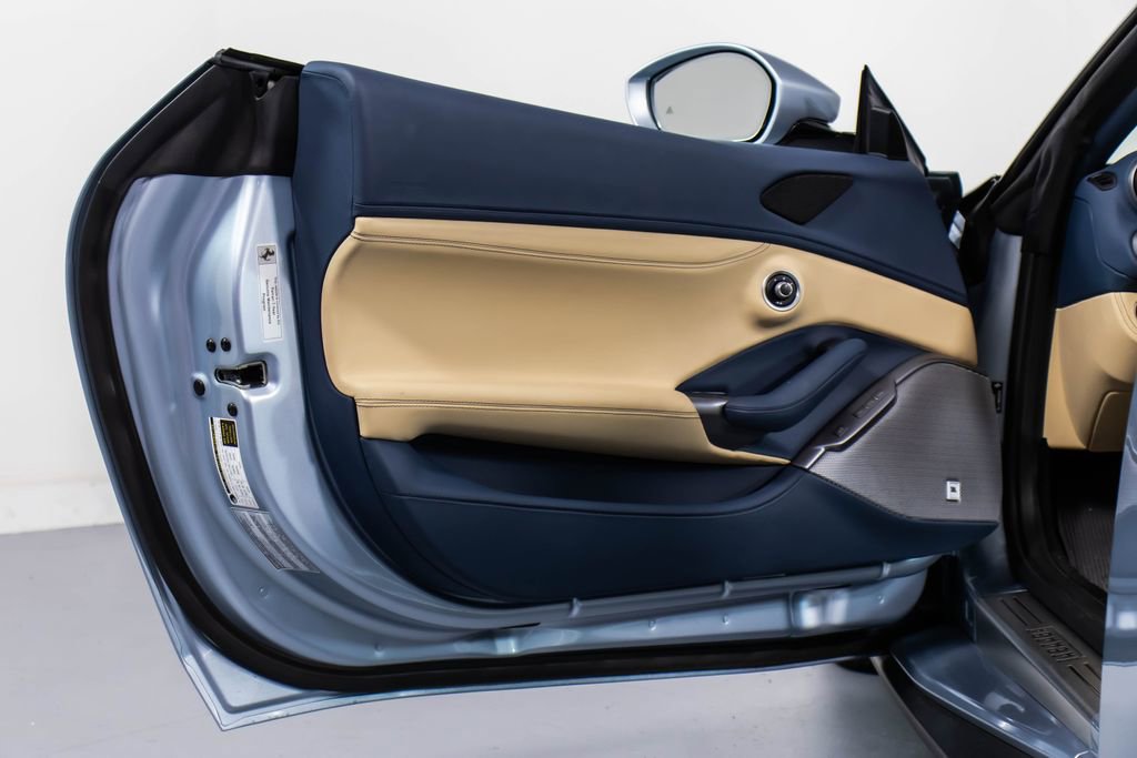 Certified 2022 Ferrari Portofino M RWD image 35