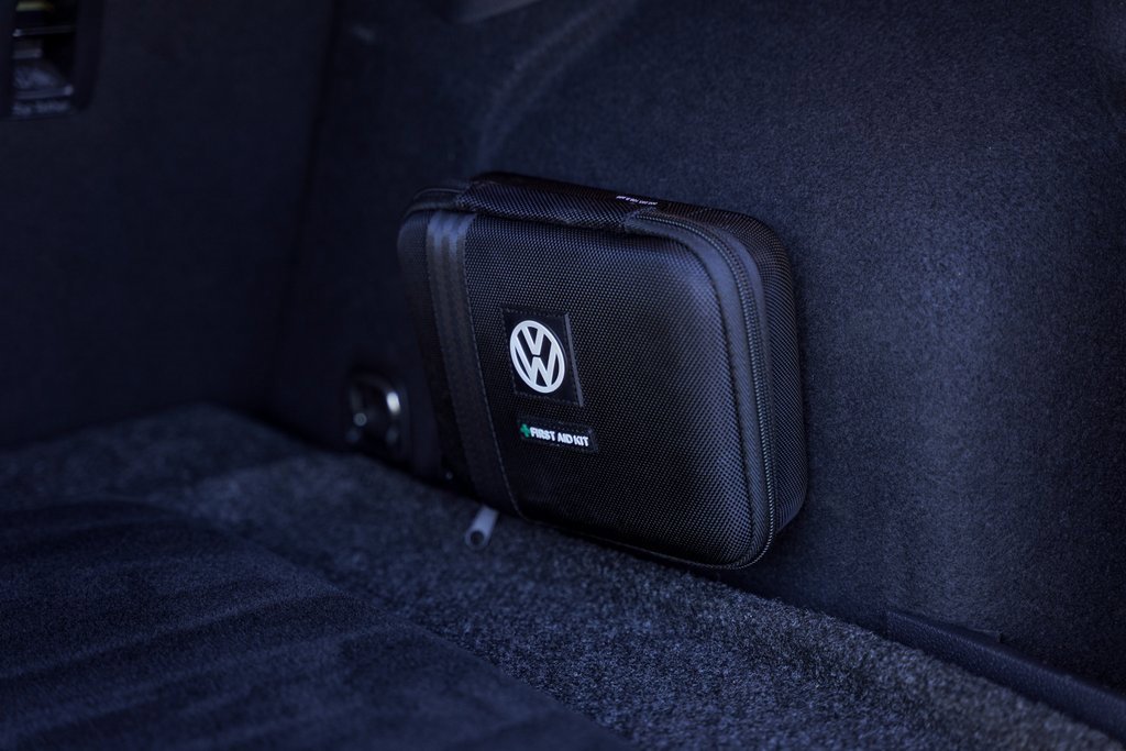 Used 2020 Volkswagen GTI SE image 29