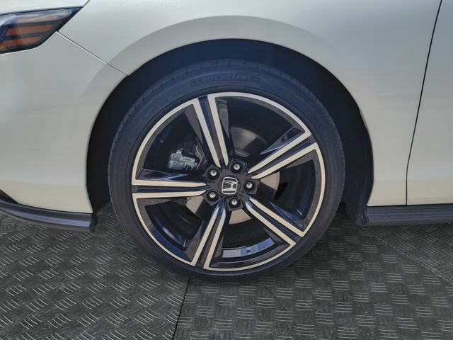 Used 2025 Honda Accord Sport image 13
