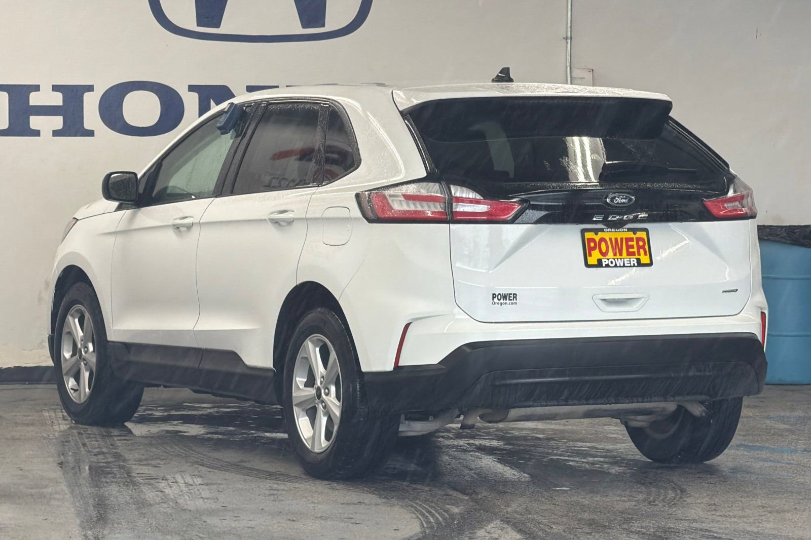 Used 2023 Ford Edge SE image 5