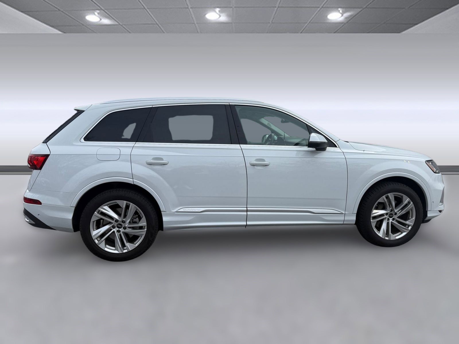 Used 2024 Audi Q7 3.0T Premium Plus image 8