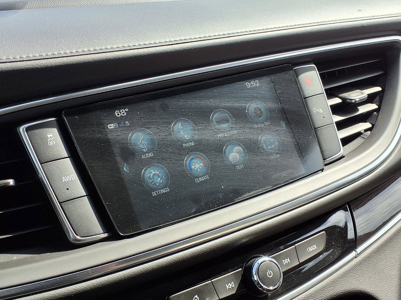 Used 2019 Buick Enclave Essence AWD/4WD image 5
