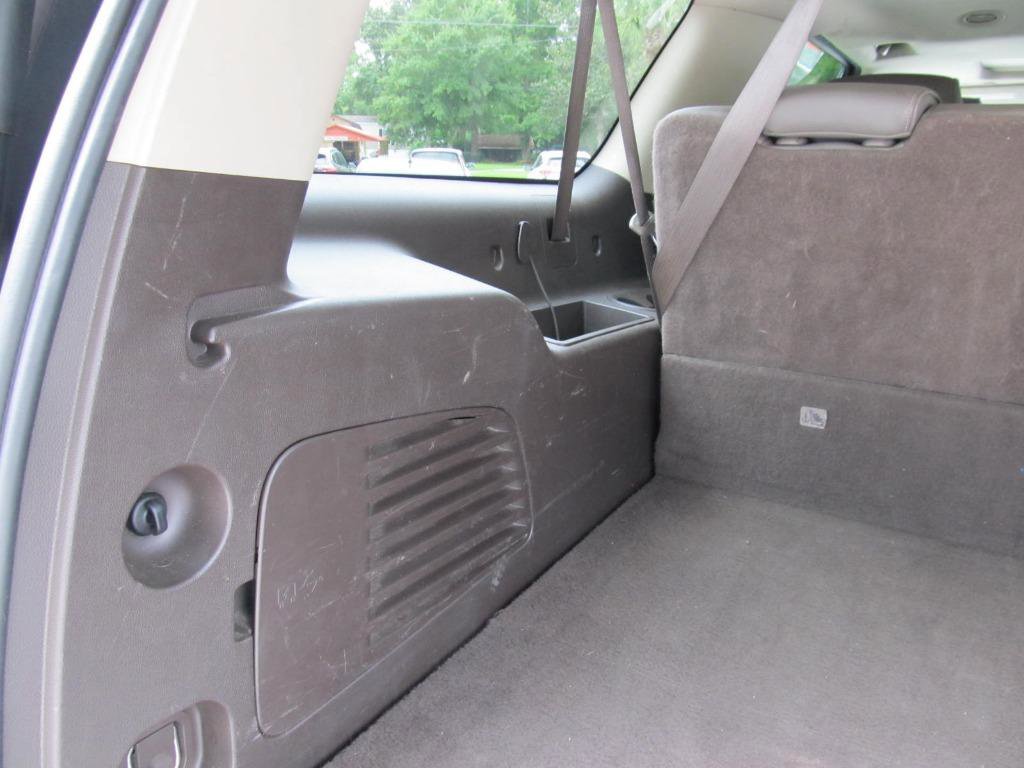 Used 2015 GMC Yukon XL Denali w/ Open Road Package image 38