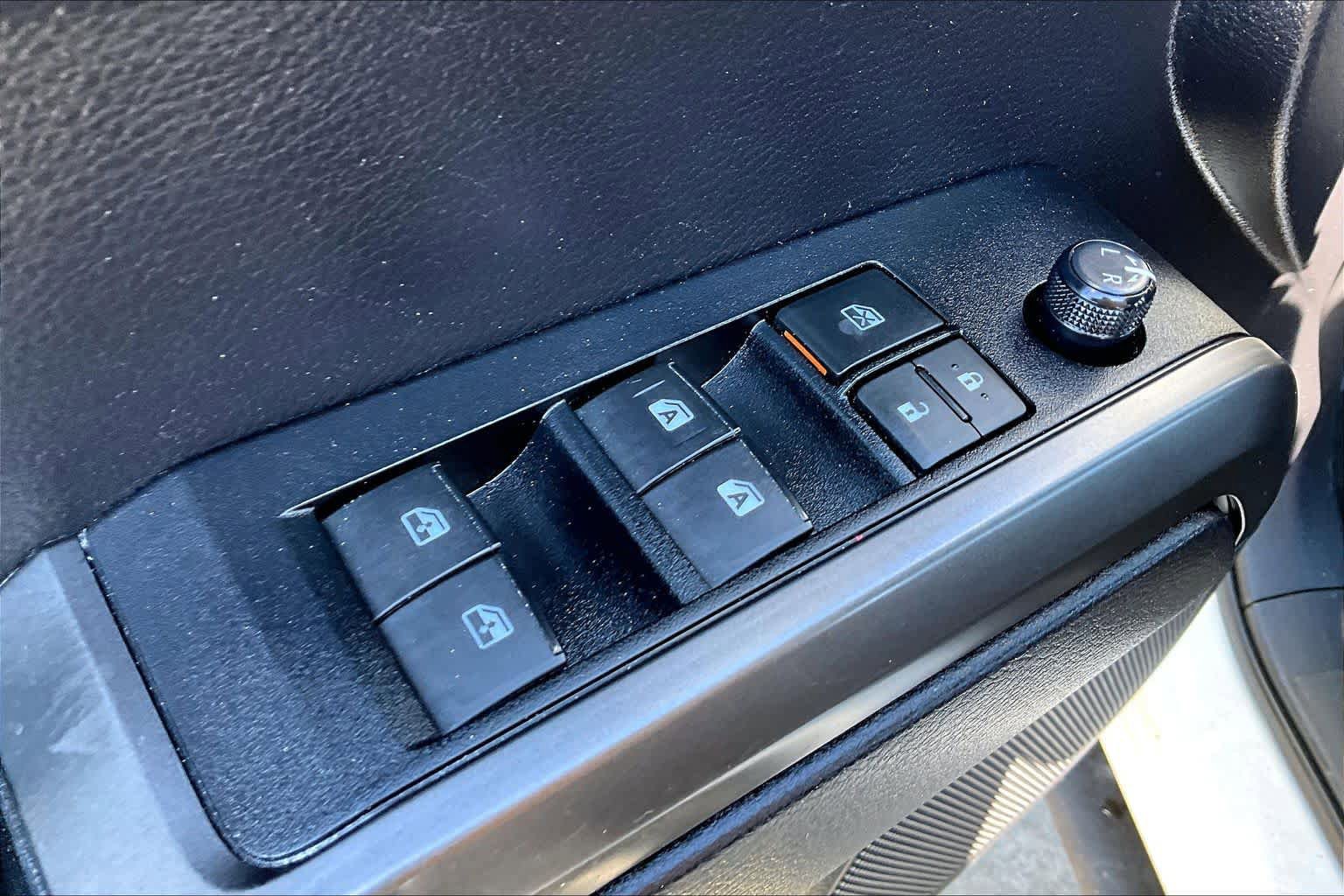 Used 2020 Toyota Tacoma TRD Sport RWD image 34