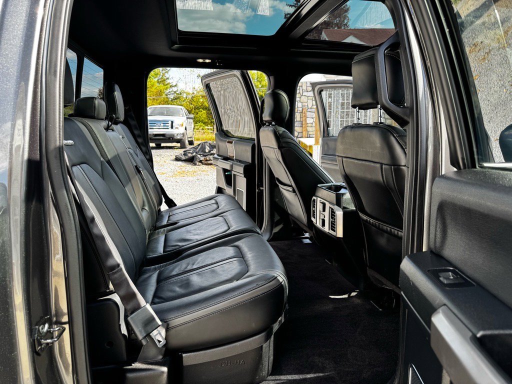 Used 2015 Ford F150 Platinum w/ Equipment Group 701A Luxury image 30