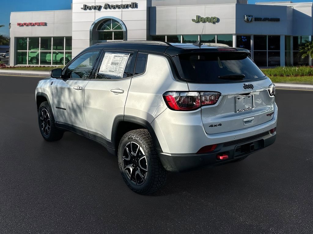 New 2026 Jeep Compass Trailhawk w/ Trailer Tow Group image 5