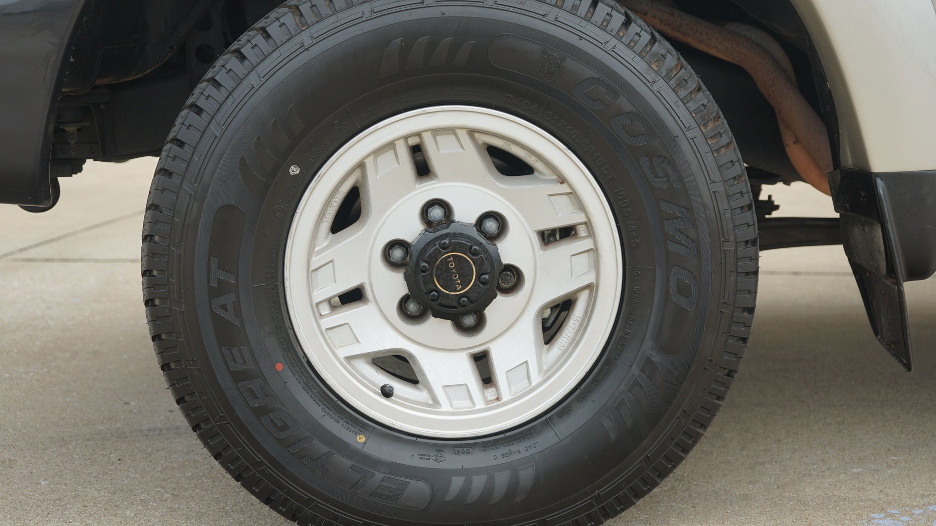 Used 1992 Toyota Land Cruiser AWD/4WD image 29