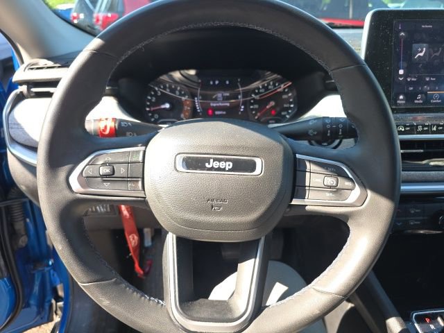 Used 2022 Jeep Compass Latitude AWD/4WD image 11