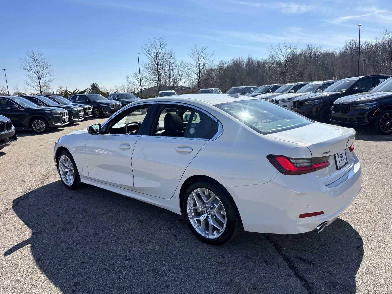 New 2026 BMW 330i xDrive Sedan w/ Premium Package image 5