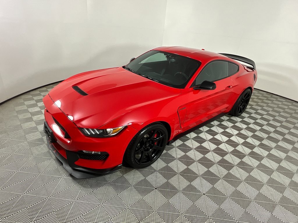 Used 2017 Ford Mustang Shelby GT350R image 9