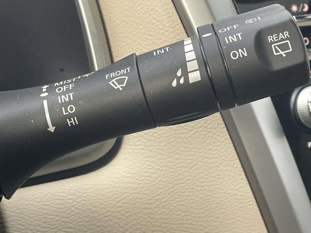 Used 2021 Nissan Murano Platinum w/ Cargo Package image 25