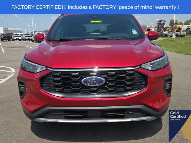 Certified 2025 Ford Escape ST-Line Select AWD/4WD image 4