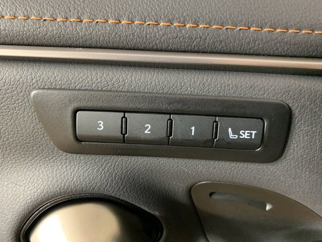 Used 2025 Lexus ES 300h 300h w/ Premium Package image 17