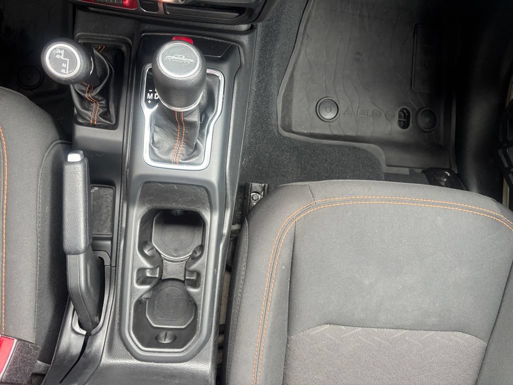 Used 2022 Jeep Gladiator Mojave w/ Cold Weather Group AWD/4WD image 26