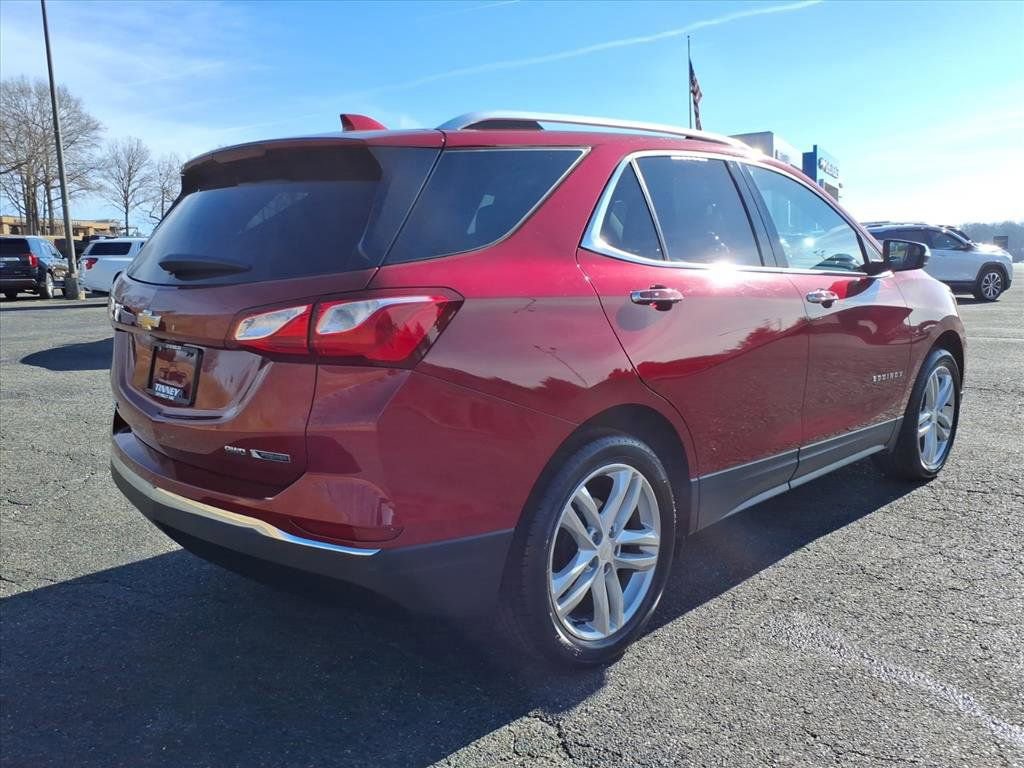 Used 2018 Chevrolet Equinox Premier image 3