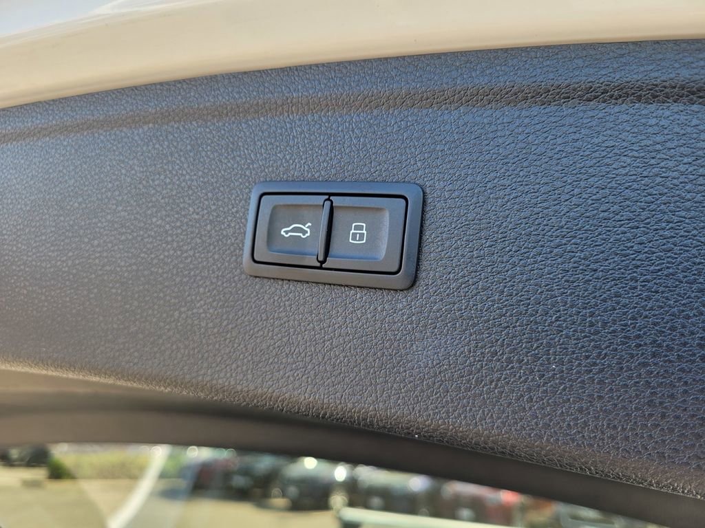 Used 2024 Audi Q5 2.0T Premium Plus image 9