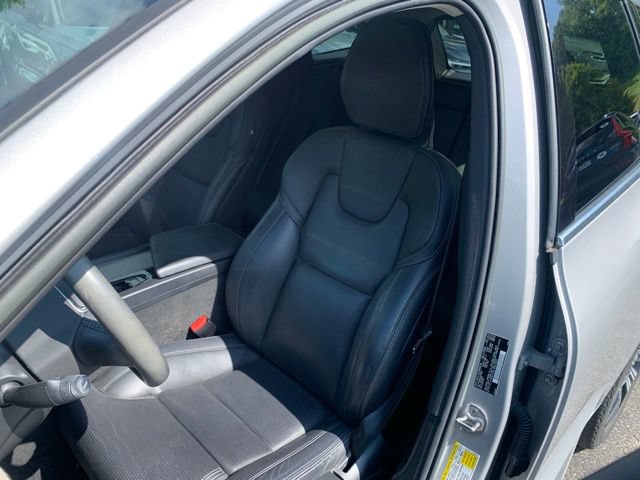 Used 2022 Volvo XC60 B6 Inscription w/ Advanced Package AWD/4WD image 16