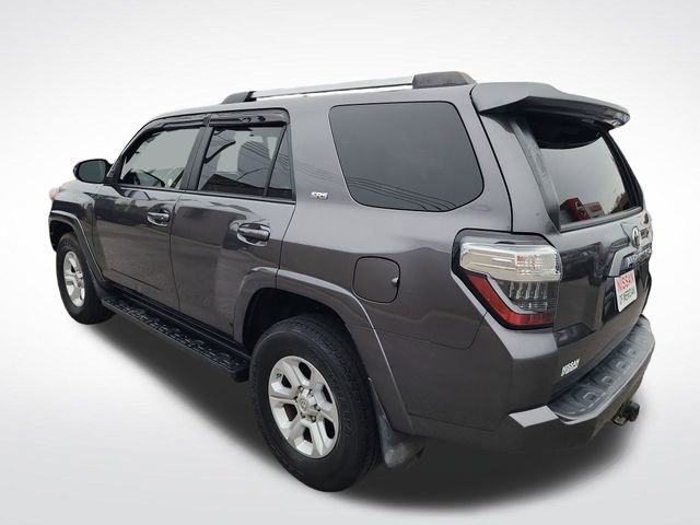 Used 2019 Toyota 4Runner SR5 image 3