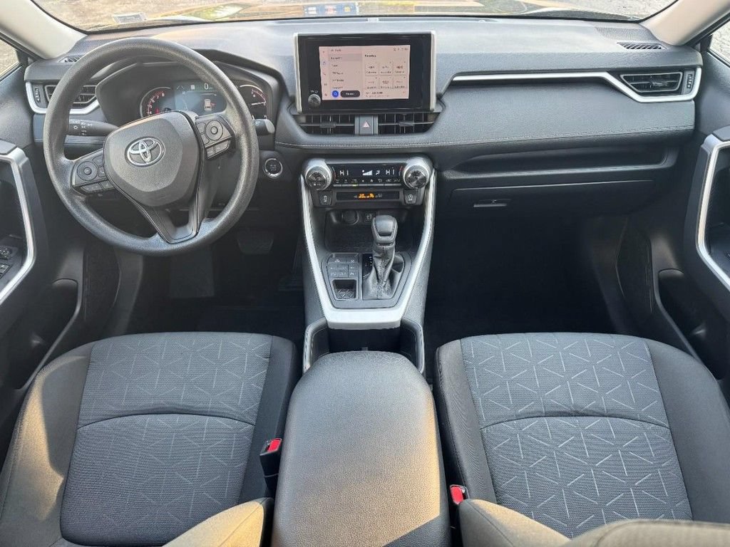 Certified 2025 Toyota RAV4 XLE AWD/4WD image 17